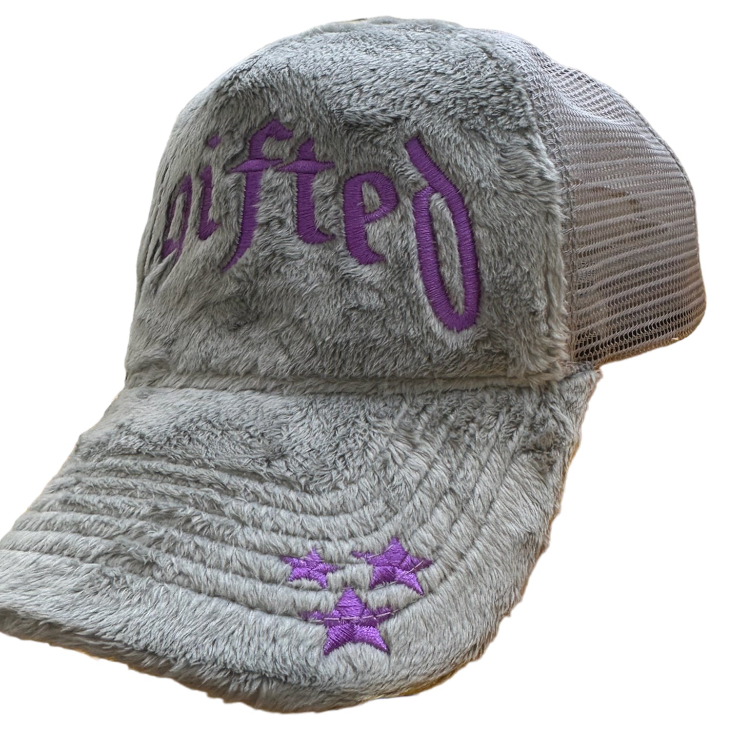 “arch logo” fuzzy trucker hat (gray/purple)